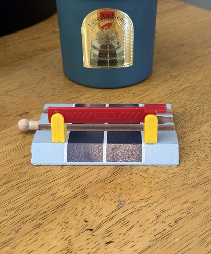 Brio level crossing junction